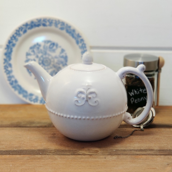 Anthropologie Grace Fleur De Lys Tea Pot